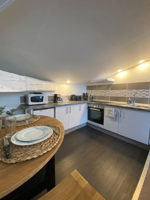 Appartement Le Jaffa Vue Sur La Cite à Carcassonne Extérieur photo
